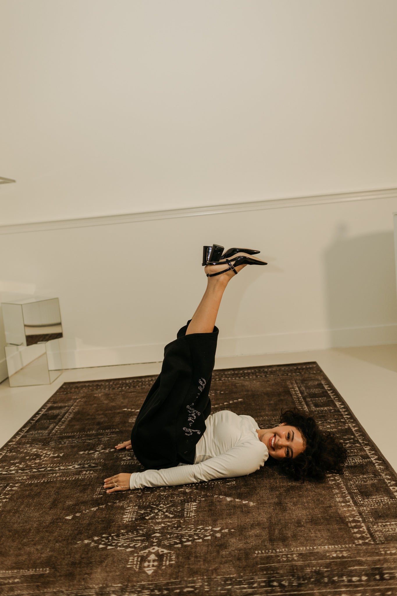 GLORYHOUSE 3/4 BLACK BAGGY SWEATS